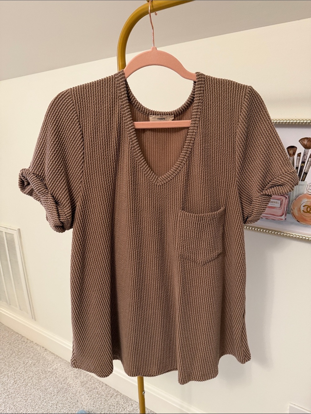 Entro V-Neck Pocket Knit Top in Brown